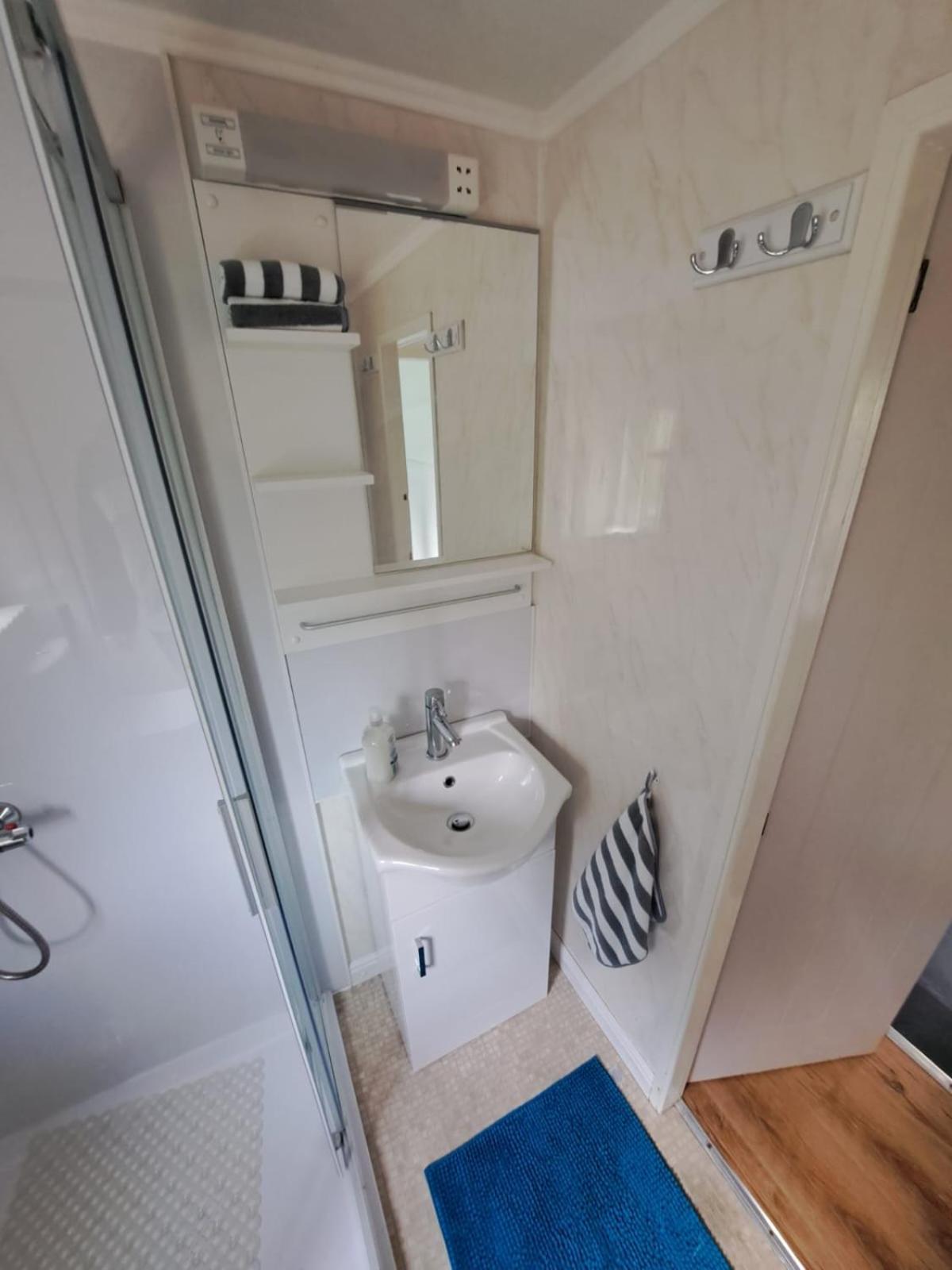 Appartement Turtle 29 - Riverside Builth Wells